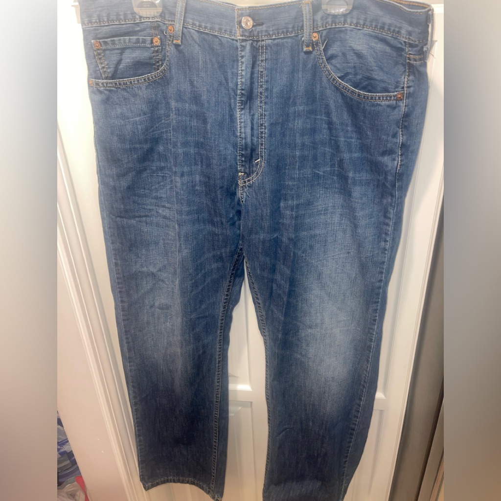 Levi's 505 Regular Fit, Straight Leg Jeans 40x30 Color Blue 100% Cotton